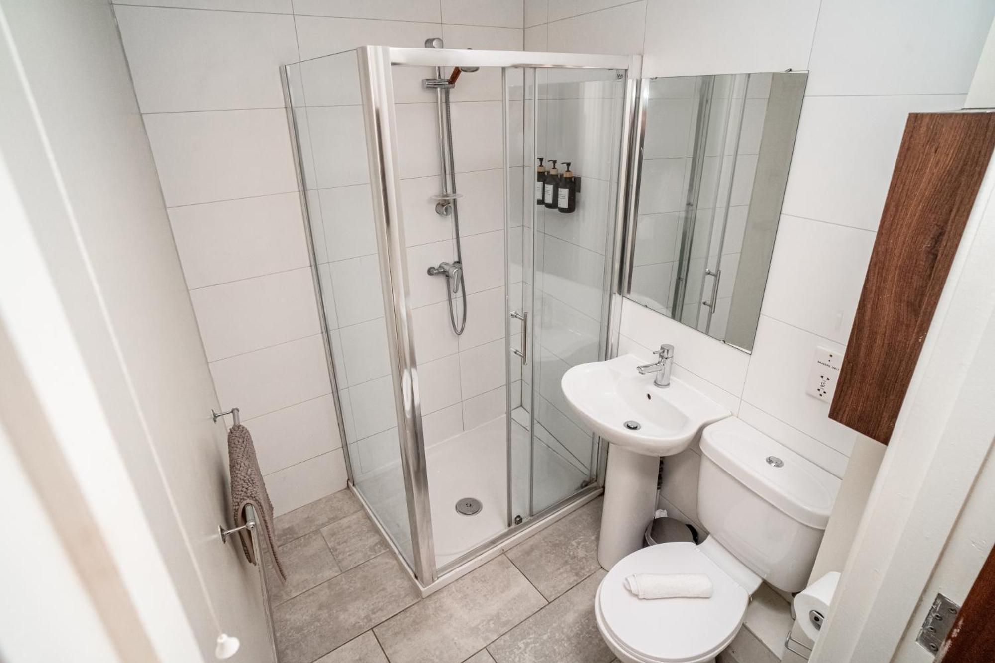 3 Bedroom Central Apartment In Belfast City Centre 外观 照片