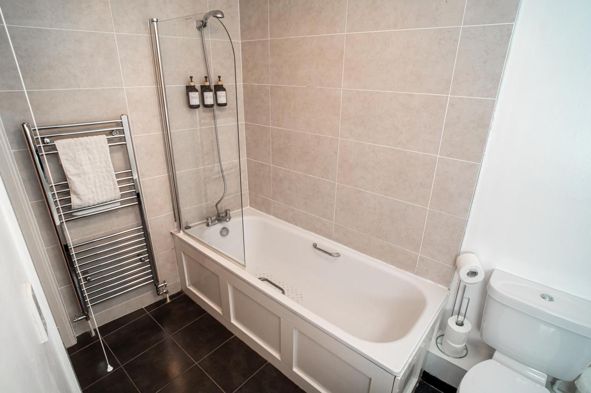 3 Bedroom Central Apartment In Belfast City Centre 外观 照片